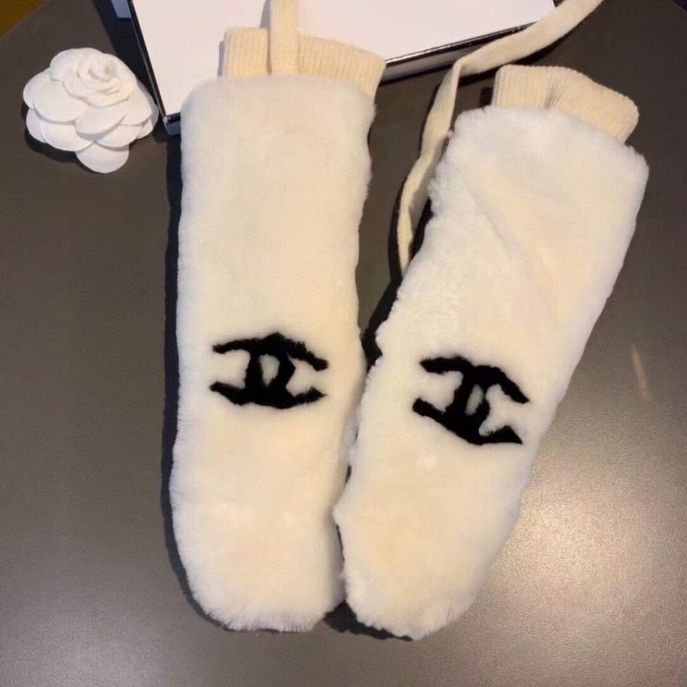 Chanel CC Faux Fur Mittens Cream